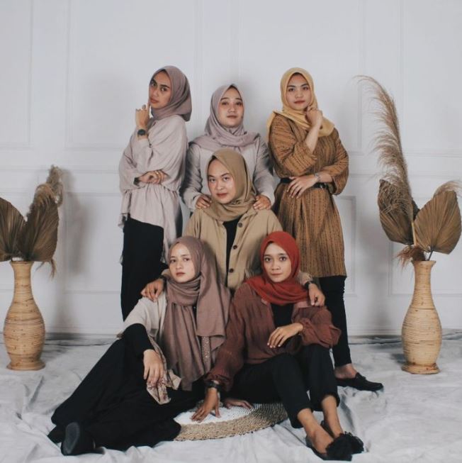 Dress Code Photo Studio Hijab
